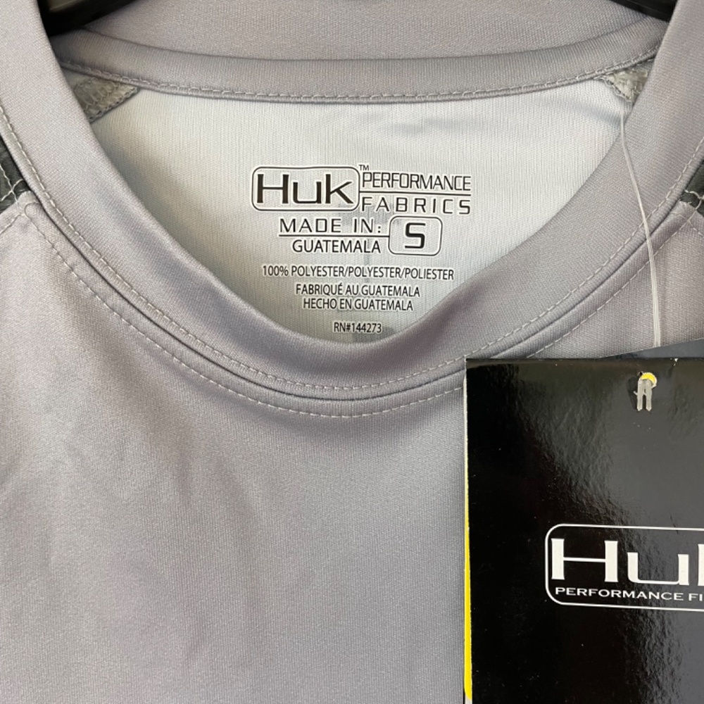 Men’s HUK Fishing Shirt - Size S - Picture 3 of 3